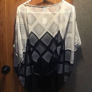 SALE. a BUY 2/$30. NWT.  Dots Brand Women’s Poncho Top in Women’s Size Medium